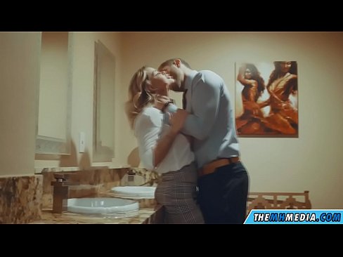 ❤️ Кад те прсата плавуша заведе у јавном тоалету ❌ Домаћи порно на sr.porn-mz-com.ru ☑